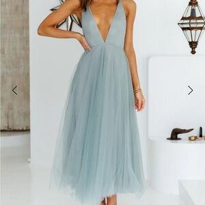 Hello Molly KISS THE GIRL MIDI DRESS SAGE